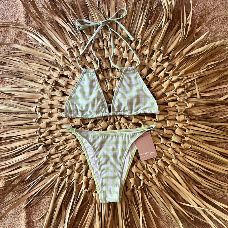 Bikini Lola