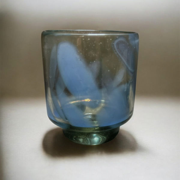 Vasos de vidrio soplado reciclado