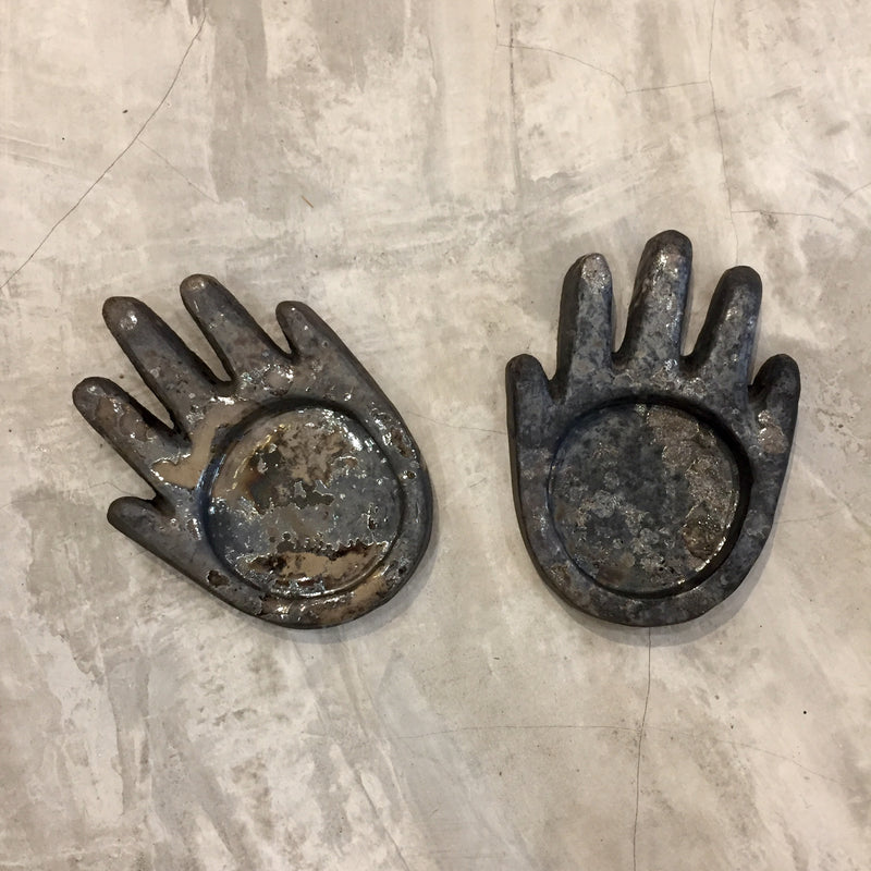 Raku hand